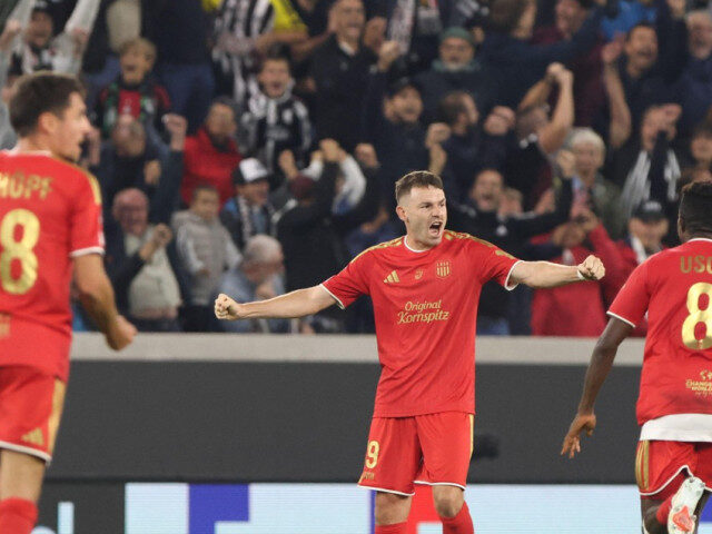 REMONTADA ISTORICĂ: De la 0-4 la Champions League în premieră