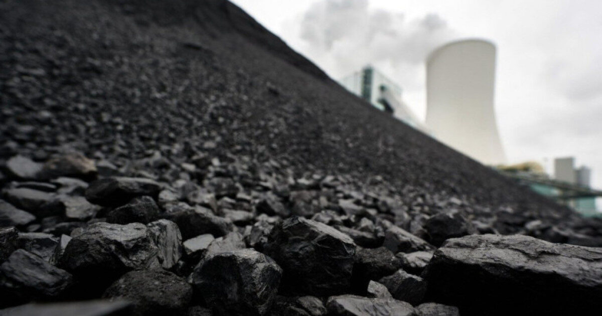 Președintele trimite legea decarbonizării la CCR
