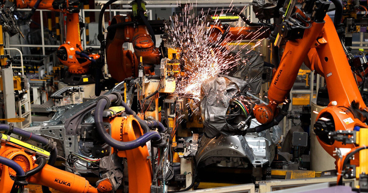 Roboții din China: O revoluție automată ce amenință milioane de locuri de muncă