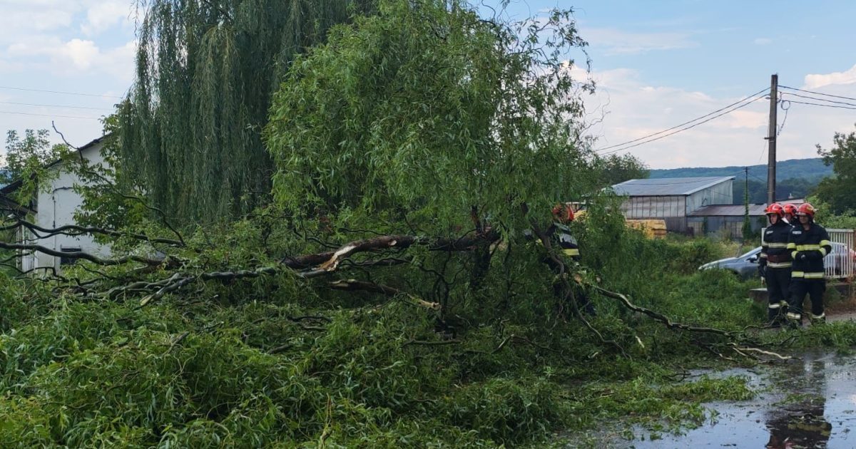 Alertă meteo: Arșiță și furtuni devastatoare lovesc România