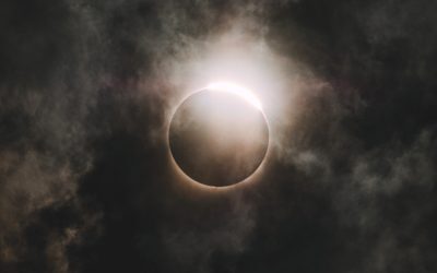 Eclipsa a trecut: Ce ne rezervă astrele pentru fiecare zodie