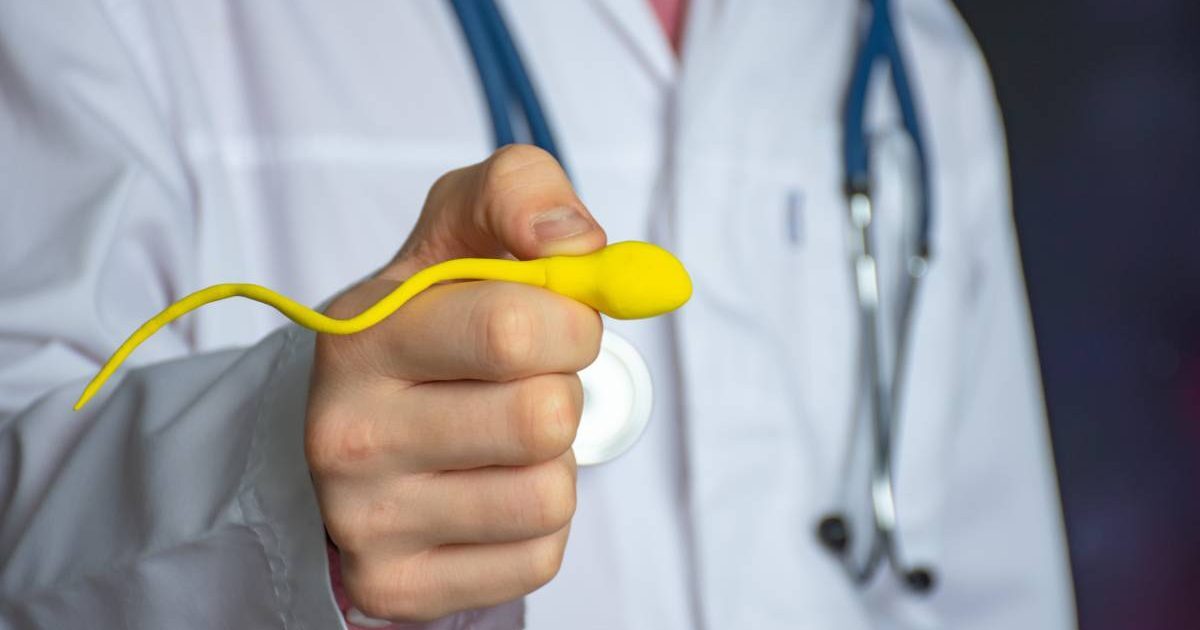 Obiceiuri bărbătești: Laptop, scaun, nopți pierdute și fertilitatea