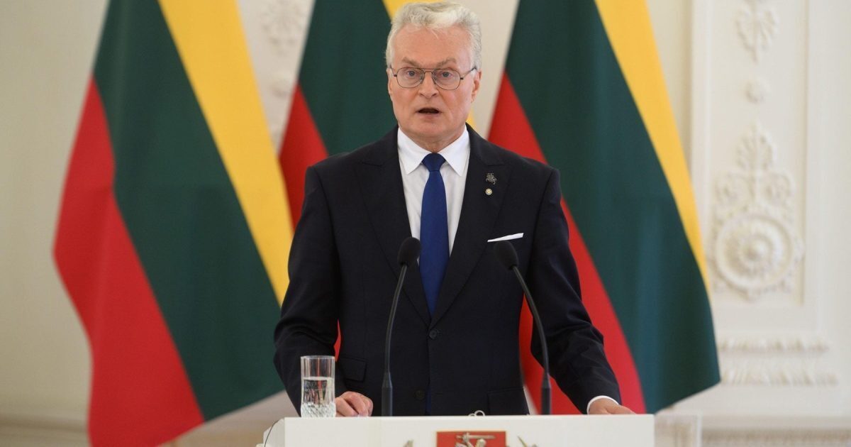 NATO: Președintele explică vizita șefului CIA la Moscova