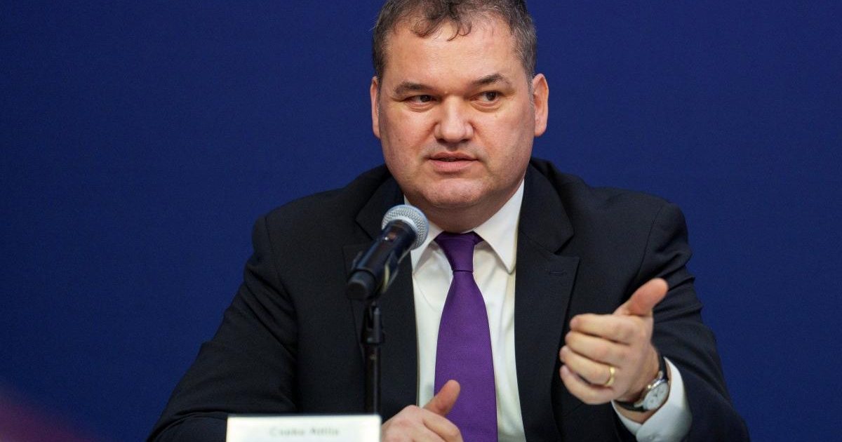 Haos în țară din nou: Lege nouă, demisii și negări. Cseke clarifică