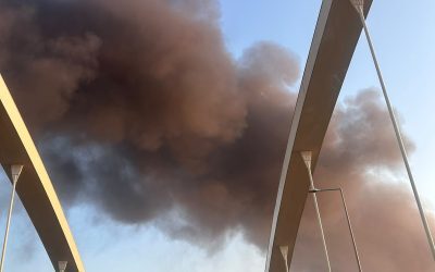 Incendiu în [Oraș/Județ]: Fum dens, pericol anunțat