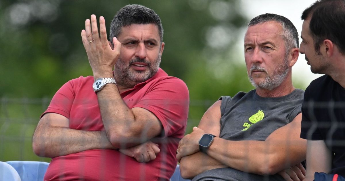 FCSB se mută! Tricoul de joc, decis pentru UTA Arad