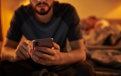 De ce ne plac cei indisponibili? Știința explică tiparul