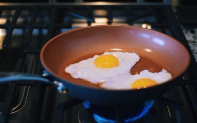 Ouă prăjite altfel: Chef-ul dezvăluie secretul