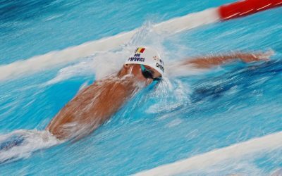 Popovici ÎNOATĂ pentru AUR la 200 m liber