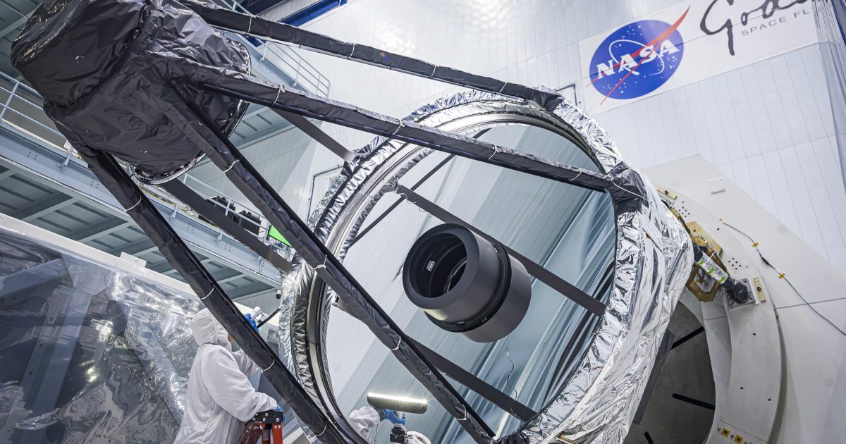 NASA: Noul telescop spațial, gata de lansare!