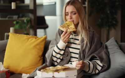 Românii, vinovați după mese copioase: Peste 2/3 se simt prost
