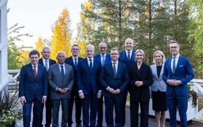 Nicuşor Dan la bază militară din Finlanda. Întâlniri de lucru