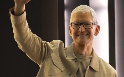 Cook pleacă de la Apple după 15 ani: Era titanului de 4 trilioane se încheie