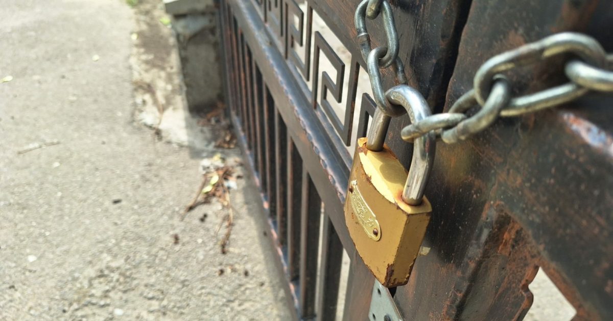 Timiș: 16 clase de liceu, eliminate brusc după admiterea pe calculator