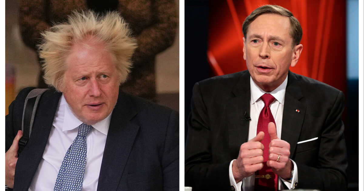 Johnson, în trenul atacat de ruși în Ucraina. Fostul șef CIA, în zonă