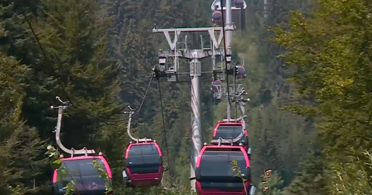 Telegondola Sinaia, blocată! Șantier de hotel a mișcat un pilon