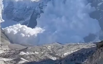 Avalenșă mortală în Caucaz: Cel puțin 11 alpiniști pieriți