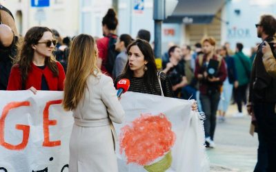 Europa: 736 de atacuri pe jurnaliști. Politicul, implicat în 1 din 4 cazuri UE