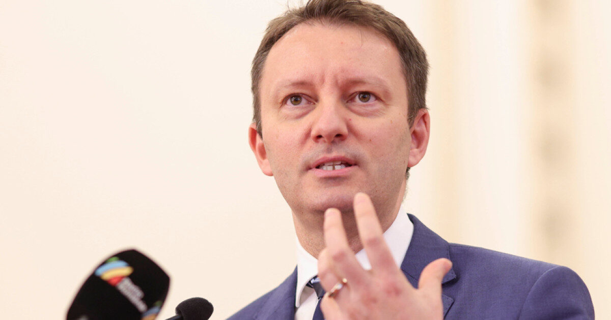 Băsescu: Nicușor Dan a forțat căderea Guvernului Mureșan