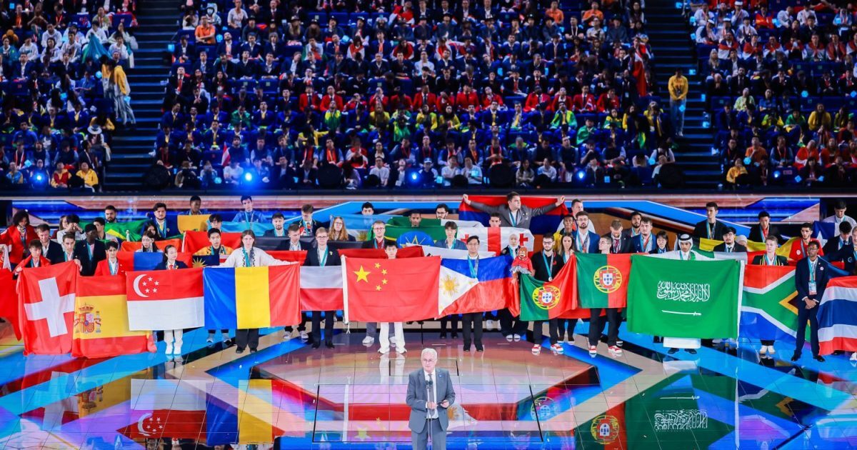 România, bronz istoric la WorldSkills! Studenți clujeni, pe podium la Shanghai