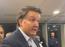 Limoges: Primăria, în flăcări. Primarul: „Arde un monument, nu Republica”